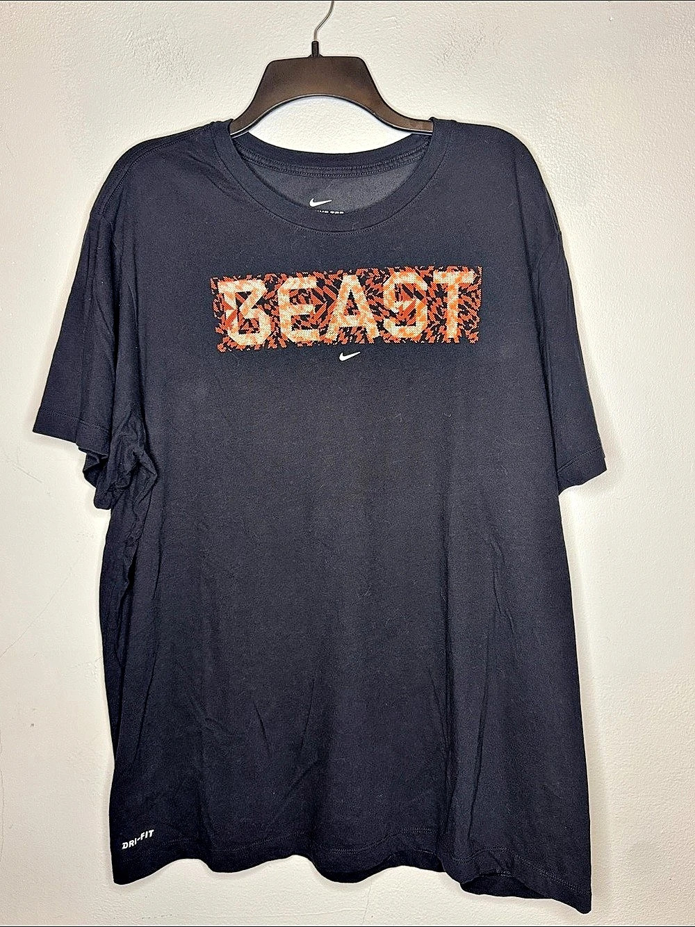 Nike Dri-FIT Beast Graphic T-Shirt Black